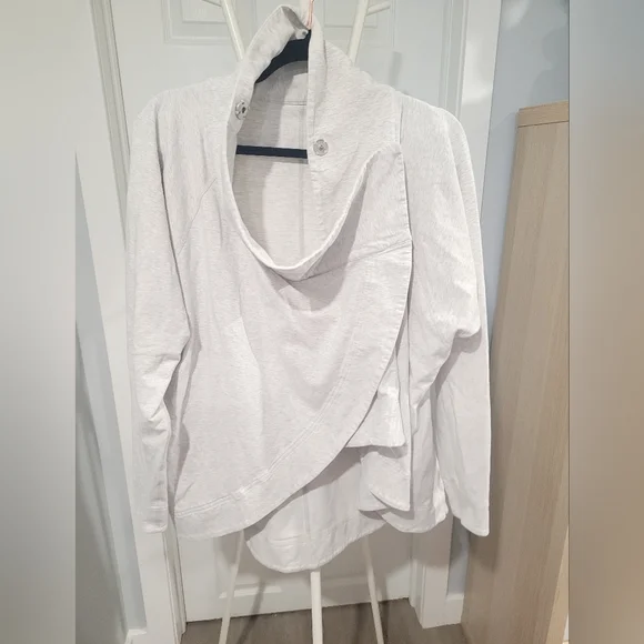 Lululemon Athletica Tank & Cardigan Bundle Medium To Large - Picture 13 of 16